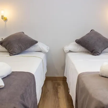 B4r Self Check In Gæstehus Bilbao