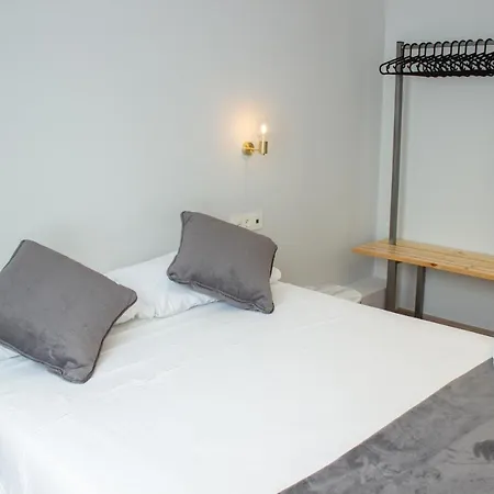 招待所 B4r Self Check In