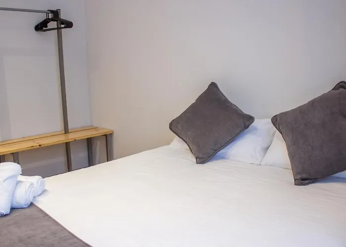 B4r Self Check In ゲストハウス